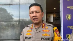 Polda Metro Jaya Selidiki Laporan Terhadap Komika Pandji Pragiwaksono Terkait Materi ‘Mens Rea’ Polda Metro Jaya Selidiki Laporan Terhadap Komika Pandji Pragiwaksono Terkait Materi ‘Mens Rea’
