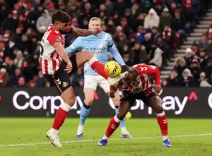 Babak Pertama Imbang Tanpa Gol, Sunderland Tahan Imbang Manchester City 0-0