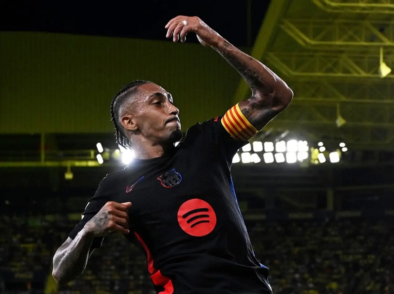 Neymar Puji Raphinha Setinggi Langit: Dia Pemain Terbaik Dunia Saat Ini