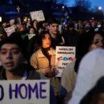 Demo Besar-besaran di Minneapolis Pecah Pasca Agen Imigrasi Tembak Mati Wanita AS