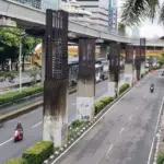 Tiang Monorel Mangkrak di Jaksel Dibongkar, Warga Harap Lalu Lintas Lancar