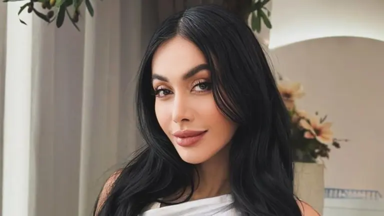 Denada Minta Ruang Pribadi, Tim Hukum Pelajari Gugatan Penelantaran Anak