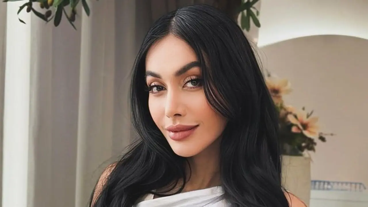 Denada Minta Ruang Pribadi, Tim Hukum Pelajari Gugatan Penelantaran Anak Denada Minta Ruang Pribadi, Tim Hukum Pelajari Gugatan Penelantaran Anak