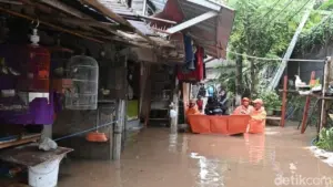 Banjir Cilandak Timur Mulai Surut, Ketinggian Air Turun Jadi 65 Cm