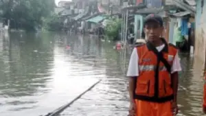 Banjir Luapan Kali Item Rendam Ratusan Rumah, Warga Pademangan Timur Mengungsi