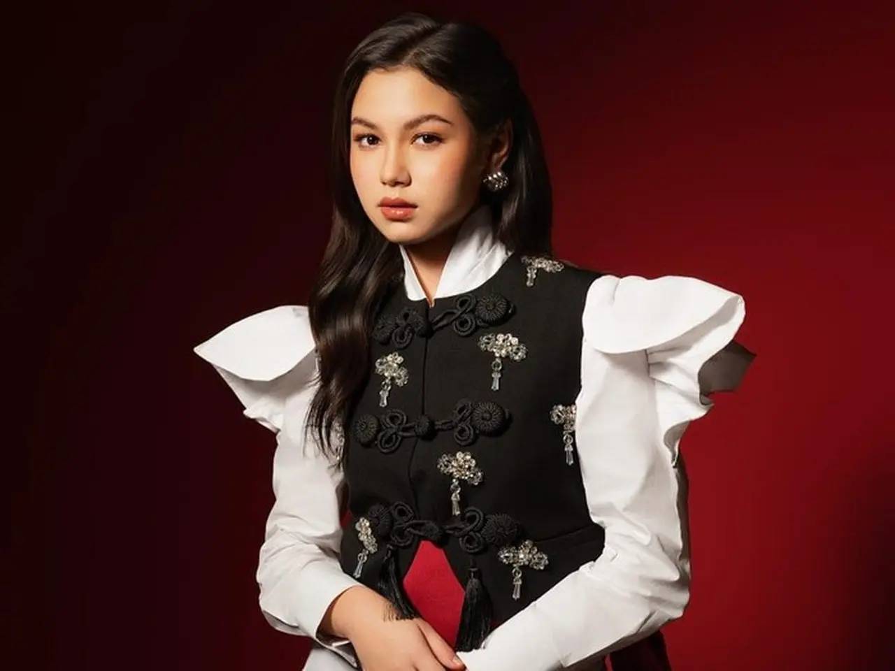 Saskia Chadwick Kantongi Label Ratu Horor Baru Lewat Film ‘Tolong Saya! (Dowajuseyo)’