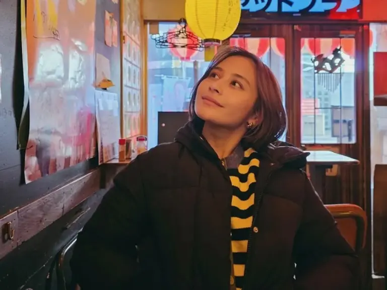 Prilly Latuconsina Terjepit Dilema Lebaran: Promo Film atau Masak Rendang? Prilly Latuconsina Terjepit Dilema Lebaran: Promo Film atau Masak Rendang?