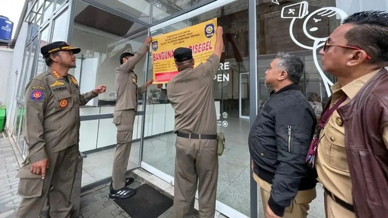Kafe Tanpa Izin di Depok Disegel Satpol PP, Pelanggaran Perda Terungkap