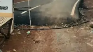 Perbatasan Bogor-Lebak Viral: Jalan Aspal Mulus vs Tanah Merah, Gubernur Banten Buka Suara