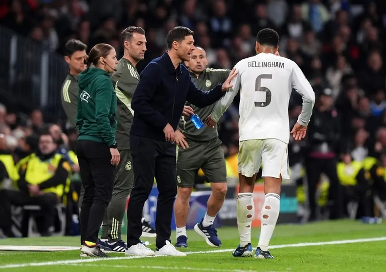 Tiga Pemain Madrid Ini Ternyata Masih Dukung Xabi Alonso Sebelum Dipecat Tiga Pemain Madrid Ini Ternyata Masih Dukung Xabi Alonso Sebelum Dipecat