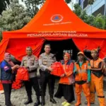 Banjir Rendam Cilincing, Ratusan Warga Jakut Mengungsi, Polda Metro Dirikan Dapur Umum