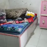 Atasi Banjir, Warga Warakas Ganti Ranjang Kayu dengan Beton Cor