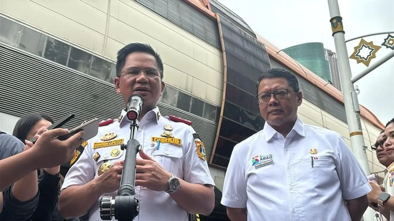 Tiang Monorel Mangkrak di Rasuna Said Dipotong Malam Hari, Lalu Lintas Tetap Lancar Tiang Monorel Mangkrak di Rasuna Said Dipotong Malam Hari, Lalu Lintas Tetap Lancar