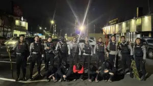 Lima Remaja Diamankan Polisi Depok Diduga Hendak Tawuran, Bawa Celurit dan Stik Golf