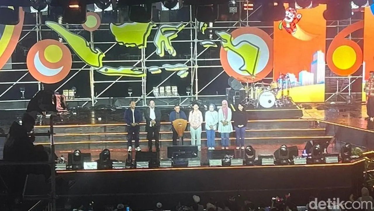 Pramono Anung Pimpin Countdown Tahun Baru 2026 di Bundaran HI, Sampaikan Pesan Kepedulian