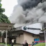 Api Melalap Pabrik Herbal Gunung Putri Bogor, Diduga Berasal dari Ruang Laboratorium