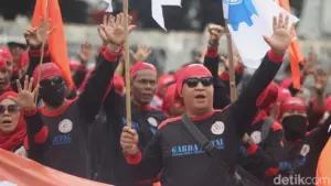 Buruh Minta Subsidi Upah Rp 200 Ribu, DPRD DKI: Lebih Baik Revisi UMP