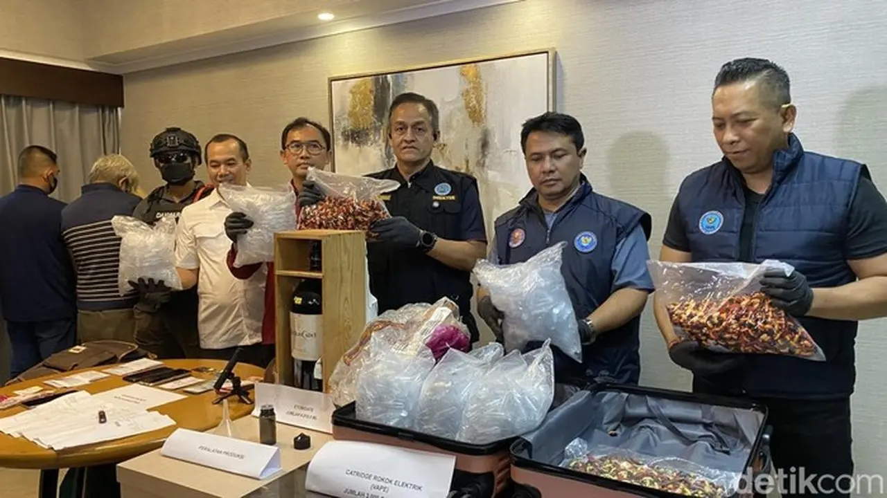 BNN Ungkap Produksi Vape Berisi Narkoba Etomidate di Jaksel, Jaringan Internasional