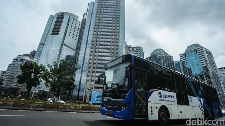 Dua Pria Diduga Masturbasi di Transjakarta, Polisi Sita Pakaian Korban