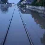 Banjir Pekalongan Lumpuhkan KA Argo Merbabu, Perjalanan ke Kota Lain Tetap Berjalan