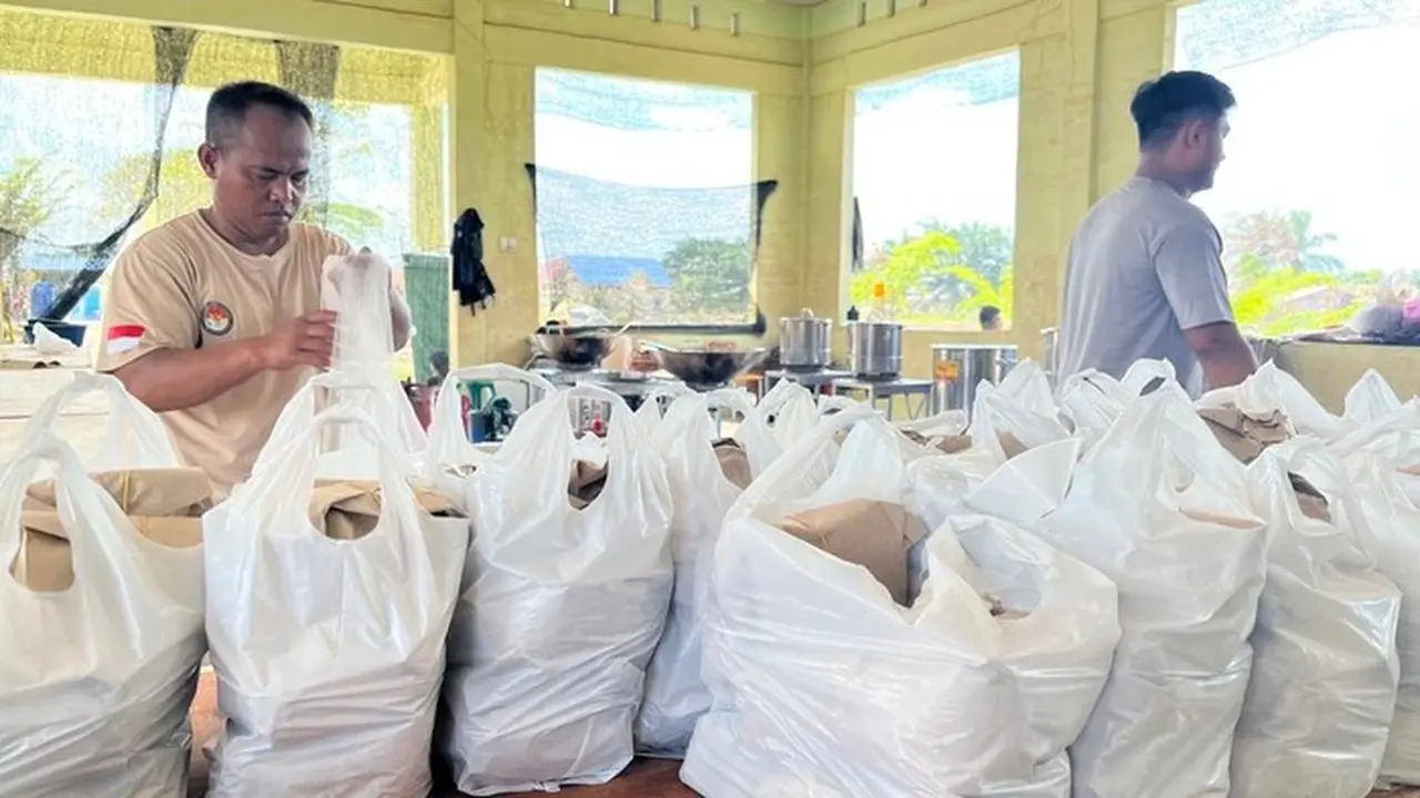 Dapur Umum IPDN di Aceh Tamiang: Dukung Satgas Sekaligus Gerakkan Ekonomi Lokal