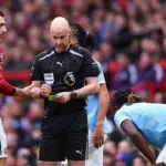 Derby Manchester: Dalot Tak Kartu Merah Meski Tekel Lutut Doku, Liga Inggris Buka Suara