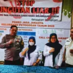 Antisipasi Banjir, Polres Jaksel Sinergi Kelurahan dan Warga di Posko Petogogan