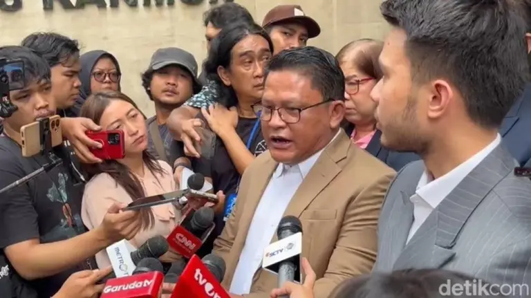 Jokowi Beri Restorative Justice ke Eggi Sudjana-Damai Lubis, Pengacara Ungkap Alasannya