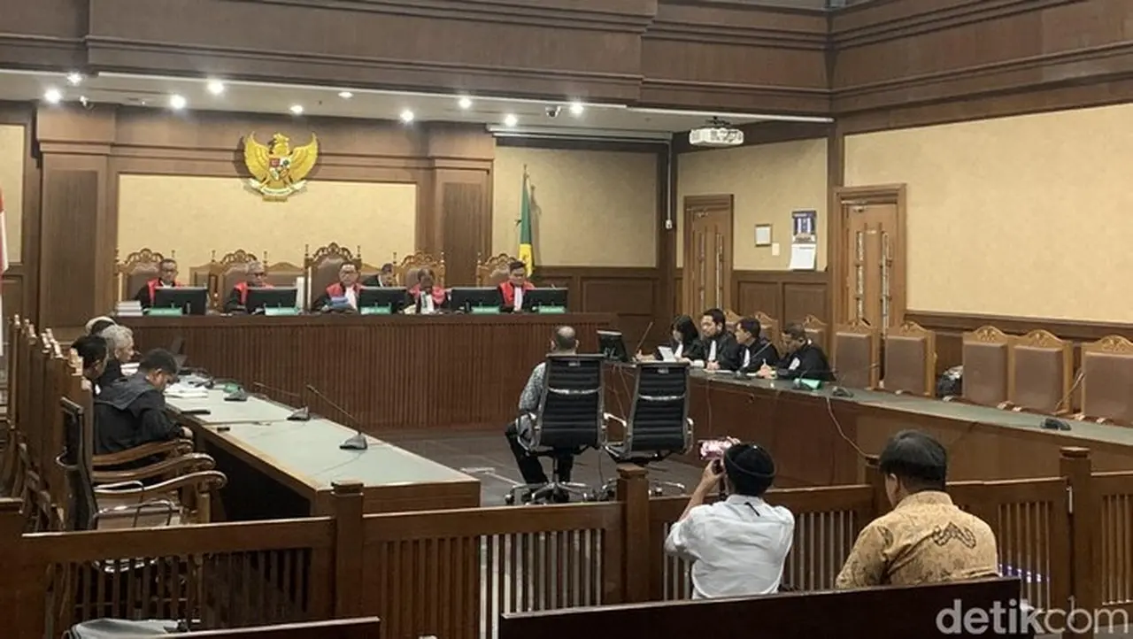 Pengacara Ibam Bantah Kliennya Pimpin Kelompok Korupsi Pengadaan Chromebook Kemendikbud