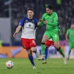 Kevin Diks Cedera Kepala Saat Hamburg Ditahan Imbang Borussia Mönchengladbach