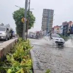 Banjir 30 Cm di Depan Balai Samudera Jakut, Contraflow Diberlakukan