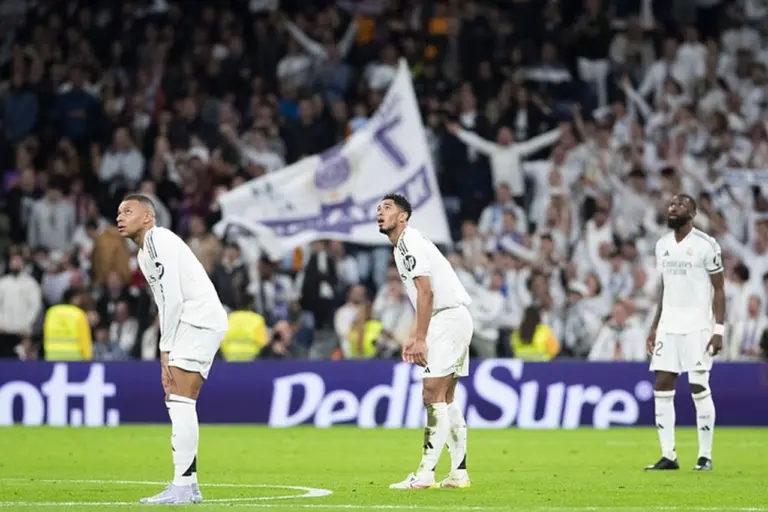Real Madrid Dihujat Suporter Sendiri di Bernabeu, Fans Tuntut Perubahan
