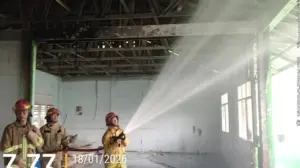 Gudang Logistik Pesantren di Bogor Dilalap Api, Diduga Korsleting Listrik Saat Proyek Lomba