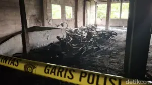 19 Motor Ludes Terbakar di Tempat Penitipan Depan Stasiun Bogor