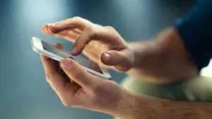 Grup WhatsApp ‘Jajanan Pasar’ Terungkap dalam Sidang Kasus Korupsi Pengadaan Chromebook Kemendikbud