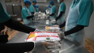 Biaya Makan Jemaah Haji Turun, Gramasi Nasi dan Lauk Justru Naik