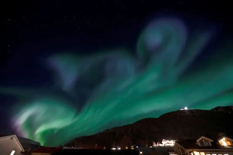 Manchester City Tumbang 1-3 di Kandang Bodo/Glimt, Terungkap Pesona Kota Aurora Norwegia