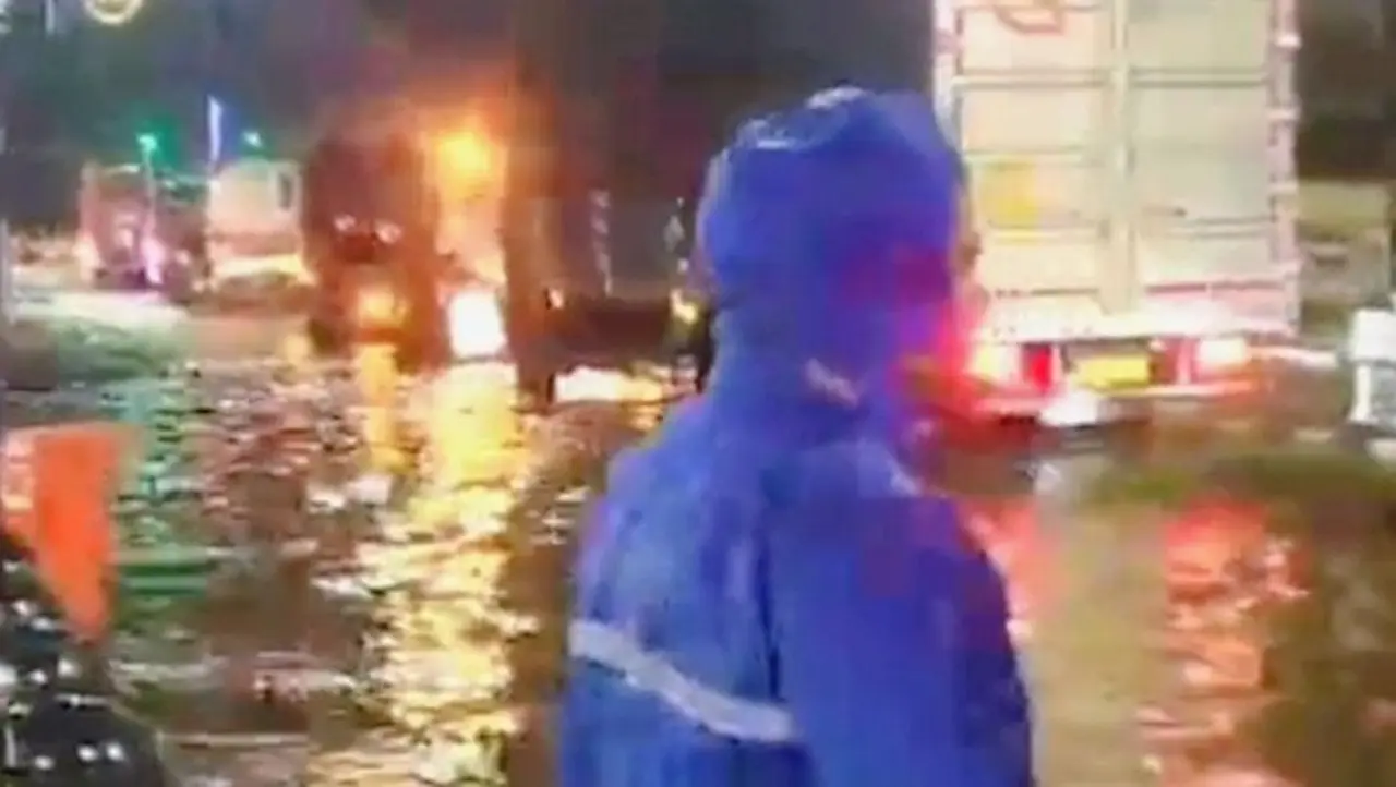 Banjir Landa 5 Kecamatan Situbondo, Jalur Pantura Lumpuh Akibat Luapan Sungai