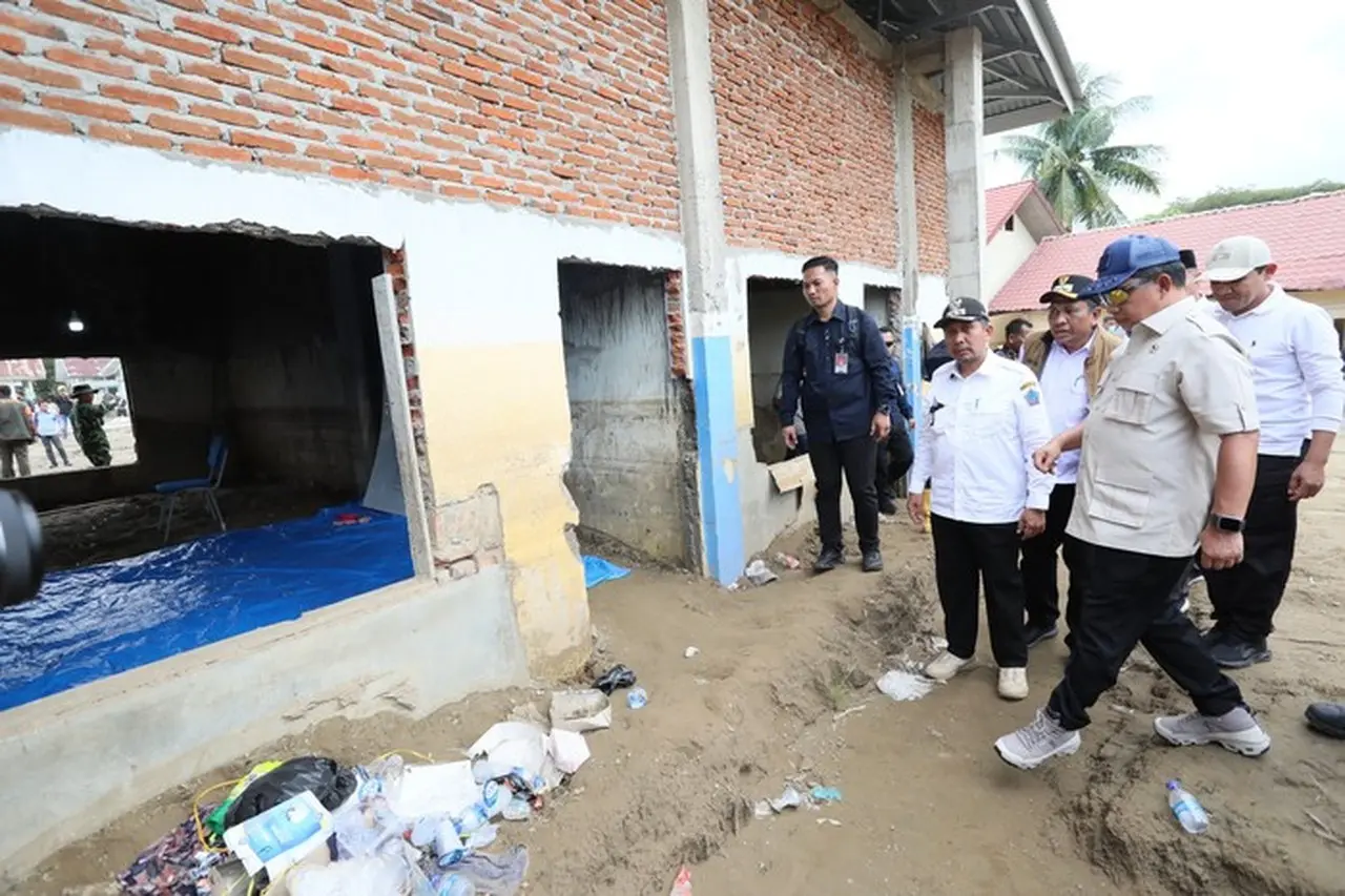 Tito Karnavian Mendesak Percepatan Renovasi Sekolah Terdampak Banjir di Pidie Jaya Tito Karnavian Mendesak Percepatan Renovasi Sekolah Terdampak Banjir di Pidie Jaya