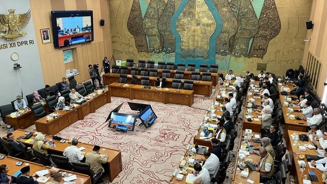 Bahlil Sanksi Pejabat ESDM dan BUMN Akibat Kebocoran Pipa Gas di Sumatera