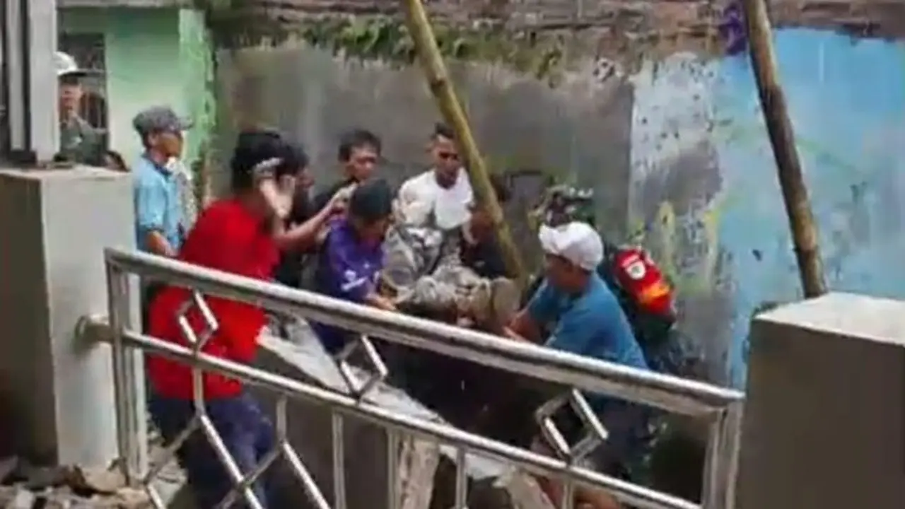 Masjid di Serang Ambruk Saat Renovasi, Satu Pekerja Tewas Tertimpa Reruntuhan