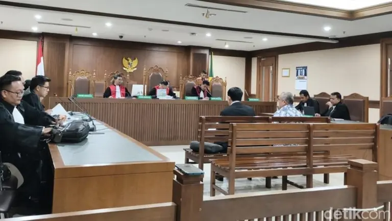 Ahli: Pengulangan Perkara Jadi Alasan Kuat Ajukan Peninjauan Kembali Kasus Emirsyah Satar