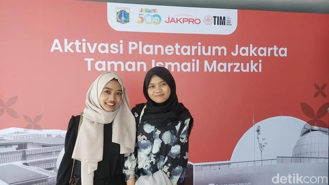 Planetarium TIM Dibuka Kembali, Warga Sambut Gembira: “Liburan Tak Melulu ke Mal” Planetarium TIM Dibuka Kembali, Warga Sambut Gembira: “Liburan Tak Melulu ke Mal”