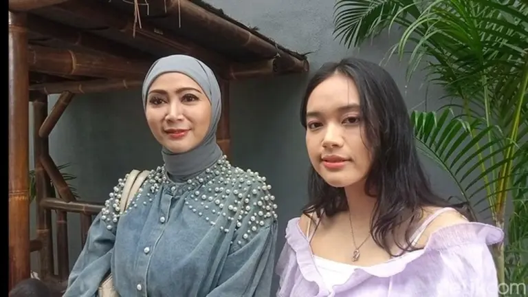 Pedangdut Ira Swara Ungkap Bantuan Rp 50 Juta dari Raffi Ahmad Saat Ekonomi Terpuruk Pedangdut Ira Swara Ungkap Bantuan Rp 50 Juta dari Raffi Ahmad Saat Ekonomi Terpuruk