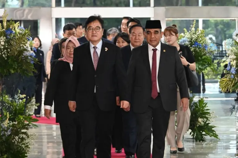 Ketua MPR RI Ahmad Muzani dan Ketua Parlemen Korsel Bahas Penguatan Persahabatan 53 Tahun Ketua MPR RI Ahmad Muzani dan Ketua Parlemen Korsel Bahas Penguatan Persahabatan 53 Tahun