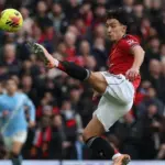 Paul Scholes Akui Salah Kata, Tantang Lisandro Martinez Buktikan Diri Lawan Arsenal