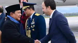 Prabowo ke Paris Usai dari Swiss, Makan Malam dengan Presiden Macron di Istana Élysée