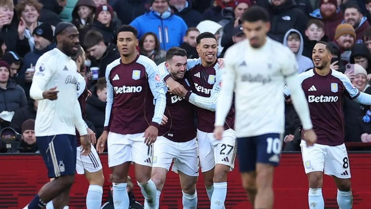 Aston Villa Kalahkan Nottingham Forest 3-1, Geser Manchester City dari Posisi Kedua Klasemen Liga Inggris