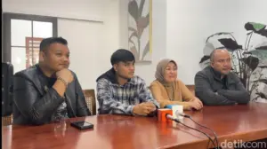 Kuasa Hukum Ressa Rizky Desak Tes DNA, Sebut Denada Tak Punya Iktikad Baik dalam Mediasi