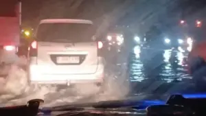 Tol Jakarta-Merak KM 50 Tergenang Banjir, Lalin Macet Parah Hingga 10 Km